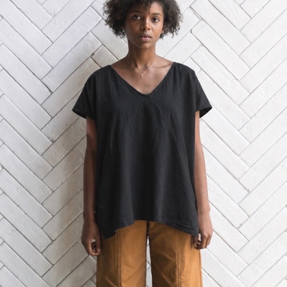 Esby Top Avery V-Neck Linen Cotton Lagenlook Boxy Oversized Black L Minimalist‎